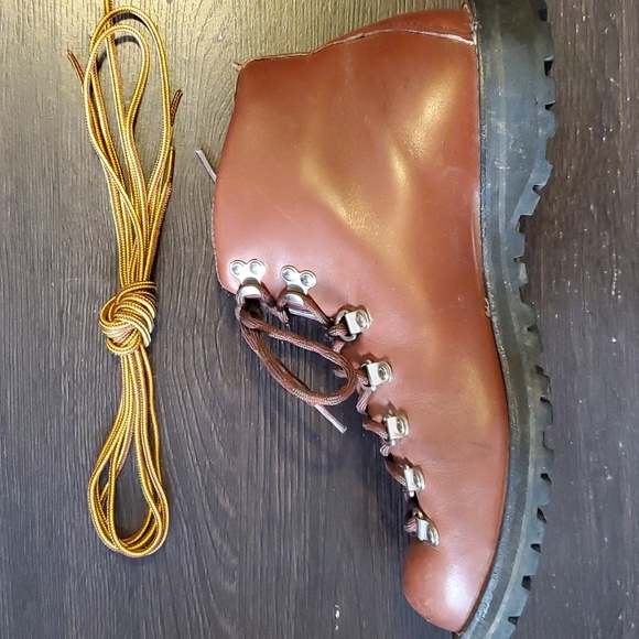 Danner Mountain Light Hiking Boot - Picture 7 of 8